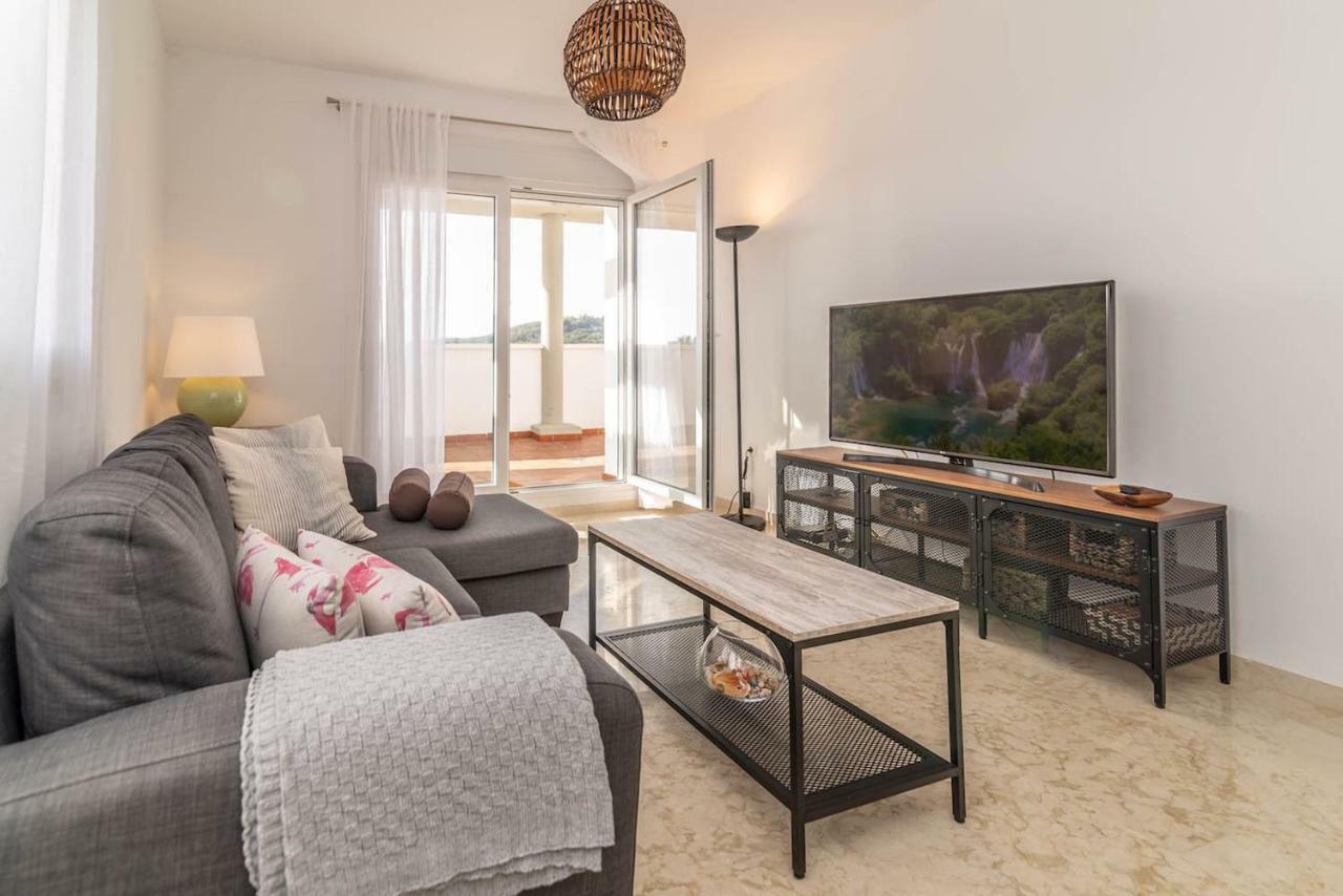 Apartament Recently Decorated 2Bdr Penthouse In Fuengirola Zewnętrze zdjęcie